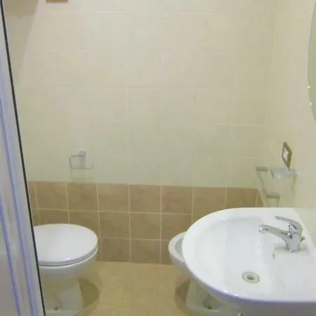 Appiano S.pietro Bed & Breakfast